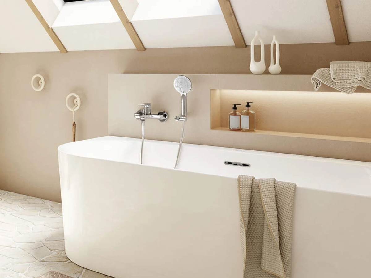 Sari LOOP & FRIENDS - Image 3